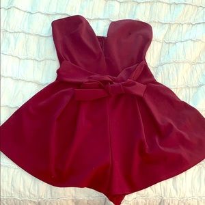 Deep v strapless maroon Windsor Romper